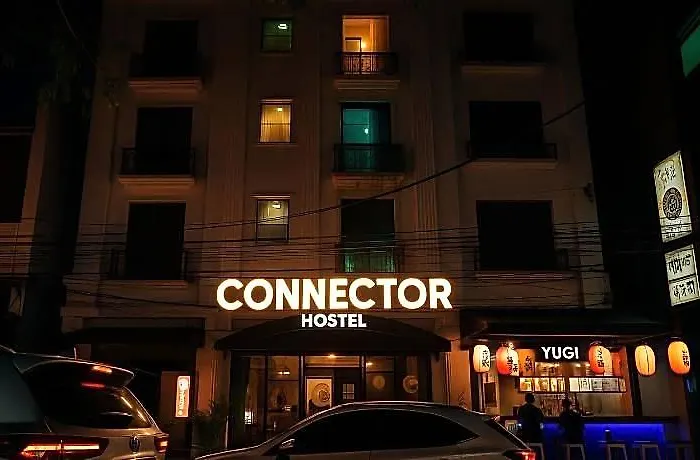 Connector Hotel 4*