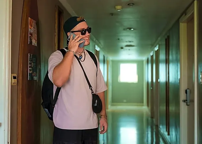 Connector Hotel Manilla