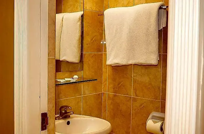 Connector Hotel 4*