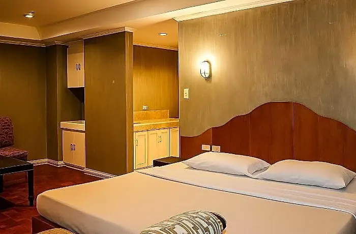 Hotel Connector